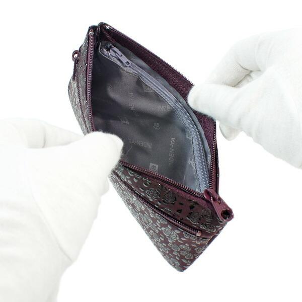 印傳屋（INDEN-YA） 印伝 甲州印伝 上原勇七 ポーチ 通帳入れ 薄型