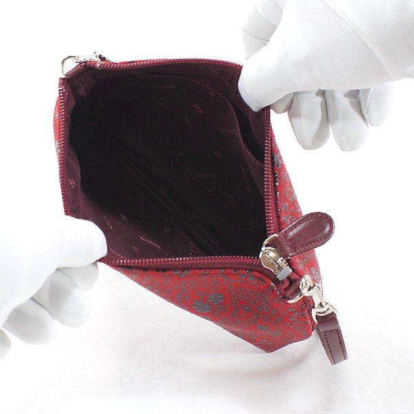 印傳屋（INDEN-YA） 印伝 甲州印伝 上原勇七 化粧ポーチ 手提げ 4411