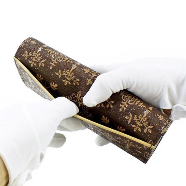 印伝 甲州印伝 印傳屋 上原勇七 財布 長財布 束入れ フォルキィ 9123 鹿革 本革 レザー 花柄 ブランド 冬物 冬ギフト クリスマス 贈り物 YM02 印傳屋（INDEN-YA） 印伝 甲州印伝 上原勇七 財布 長財布 印伝財布 束