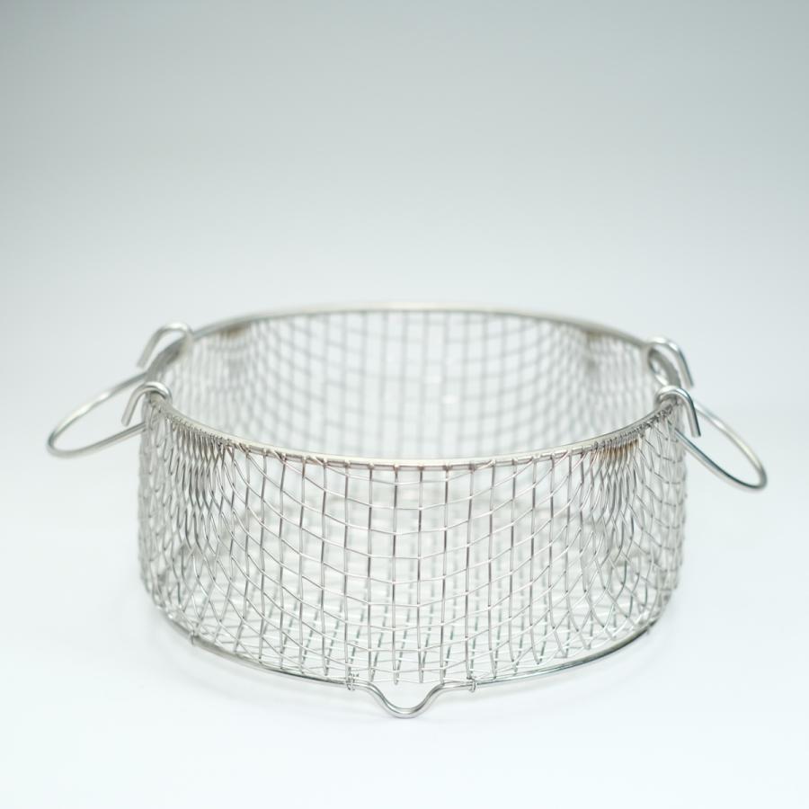 鳥井金網工芸 ステンレス製 脚付き丸カゴ（直径15cm） : 京都アンテナ