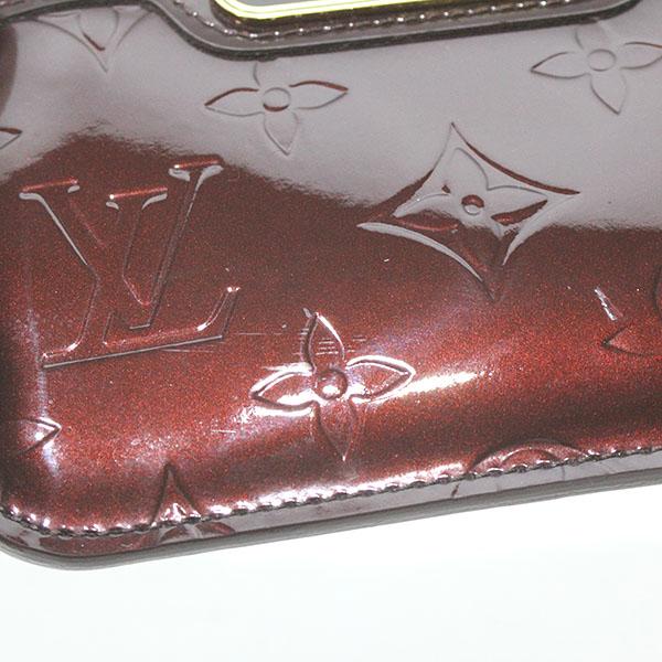ルイヴィトン LOUIS VUITTON モノグラムヴェルニ ポシェットクレNM