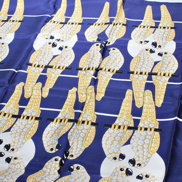 Cartier（カルティエ） バードモチーフ 鳥柄 スカーフ シルク100％ 絹