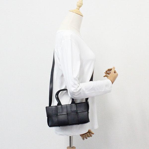 BOTTEGA VENETA（ボッテガ・ヴェネタ） ミニ イーストウエスト アルコ