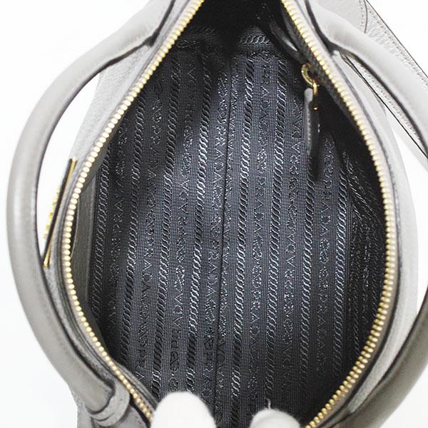 プラダ PRADA トライアングルロゴ レザー グレー 2WAY ハンドバッグ