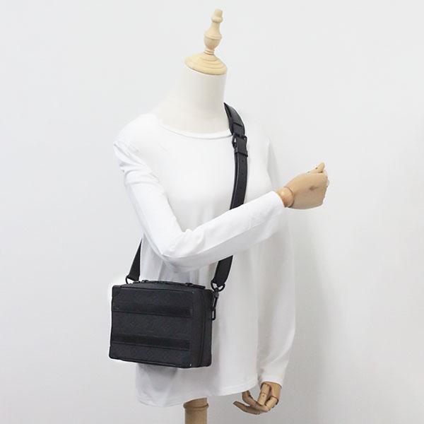 LOUIS VUITTON（ルイ・ヴィトン） モノグラム トリヨン ソフトトランク