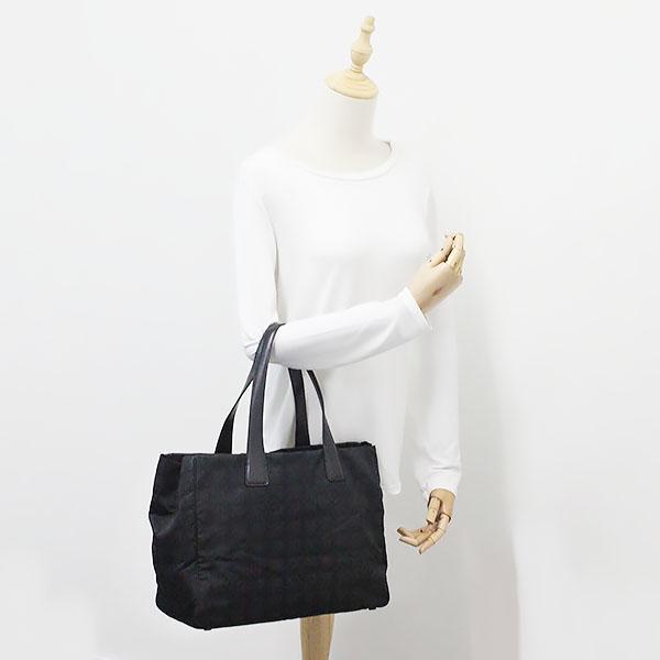 ニュートラベルライン シャネル CHANEL トートMM A15991 黒 ブラック