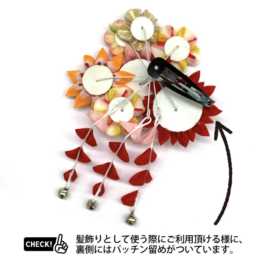 名前旗 女の子用 つまみ細工 赤菊 髪飾り付き 薄ピンクジャガード刺しゅう 小 鞠三連つるし 毛せん 台付き 名前 生年月日部分は刺繍 Tpuw 3248 3 57 雛人形 五月人形 こいのぼりの丸富 通販 Yahoo ショッピング