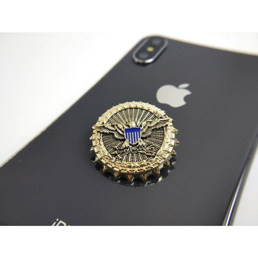 ブローチ ビンテージ風 紋章 サークル 鷹 三本の矢 シルバー 3.1cmx3