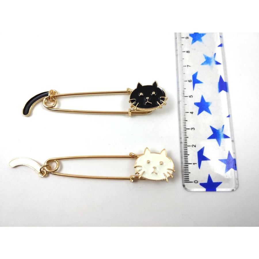 ネコ 安全ピン ブローチ 2個セット 黒猫 白猫 9.4cmX1.7cm おしゃれ