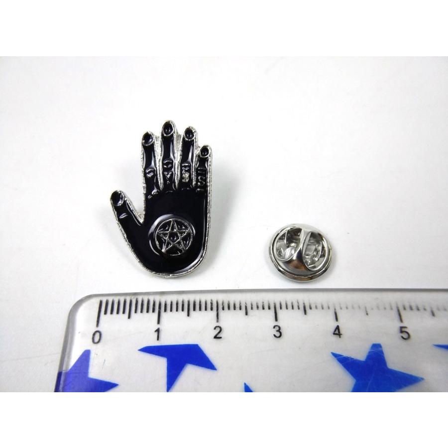 手 五芒星 ピンバッジ オカルト 悪魔 ハンド 1.7cmX2.8cm 送料無料