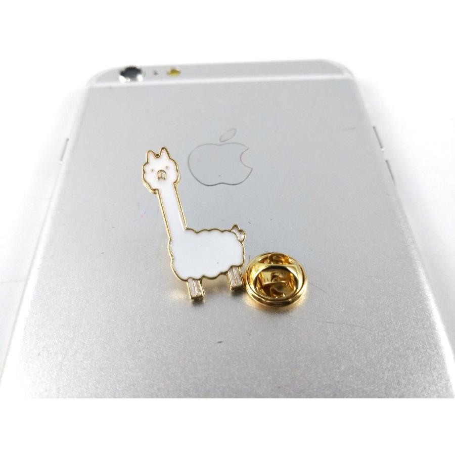 アルパカ ピンバッジ 小物 3cm X 1.5cm 留め具 バッチ おしゃれ 飾り方