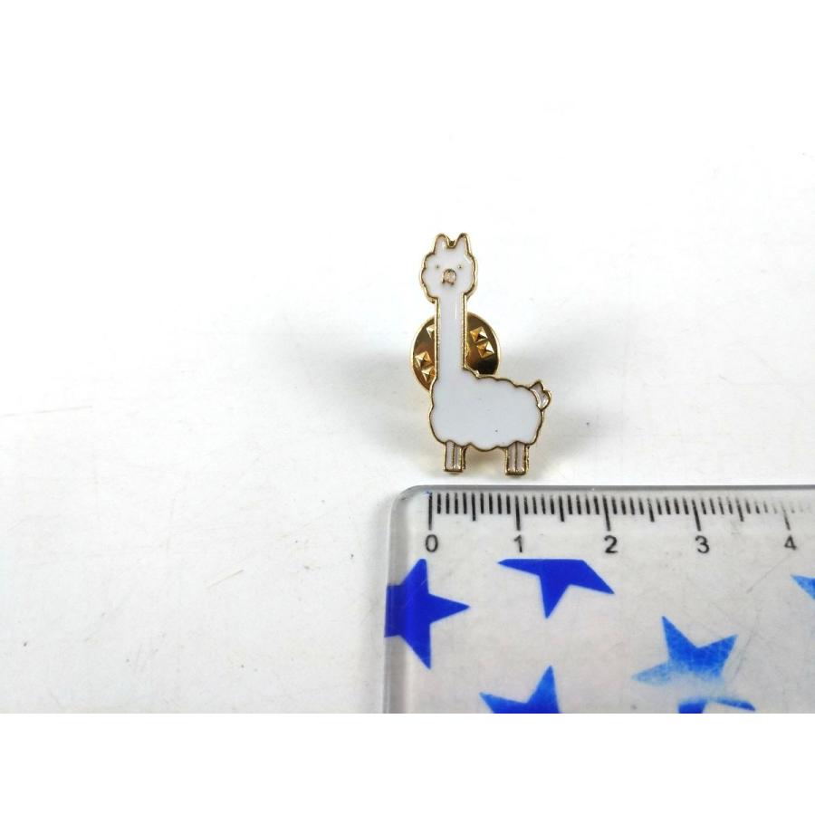 プカラチャン、アルパカちゃん、ピンバッジ 2個セット アルパカ ピンバッジ 小物 3cm X 1.5cm 留め具 バッチ おしゃれ 飾り方