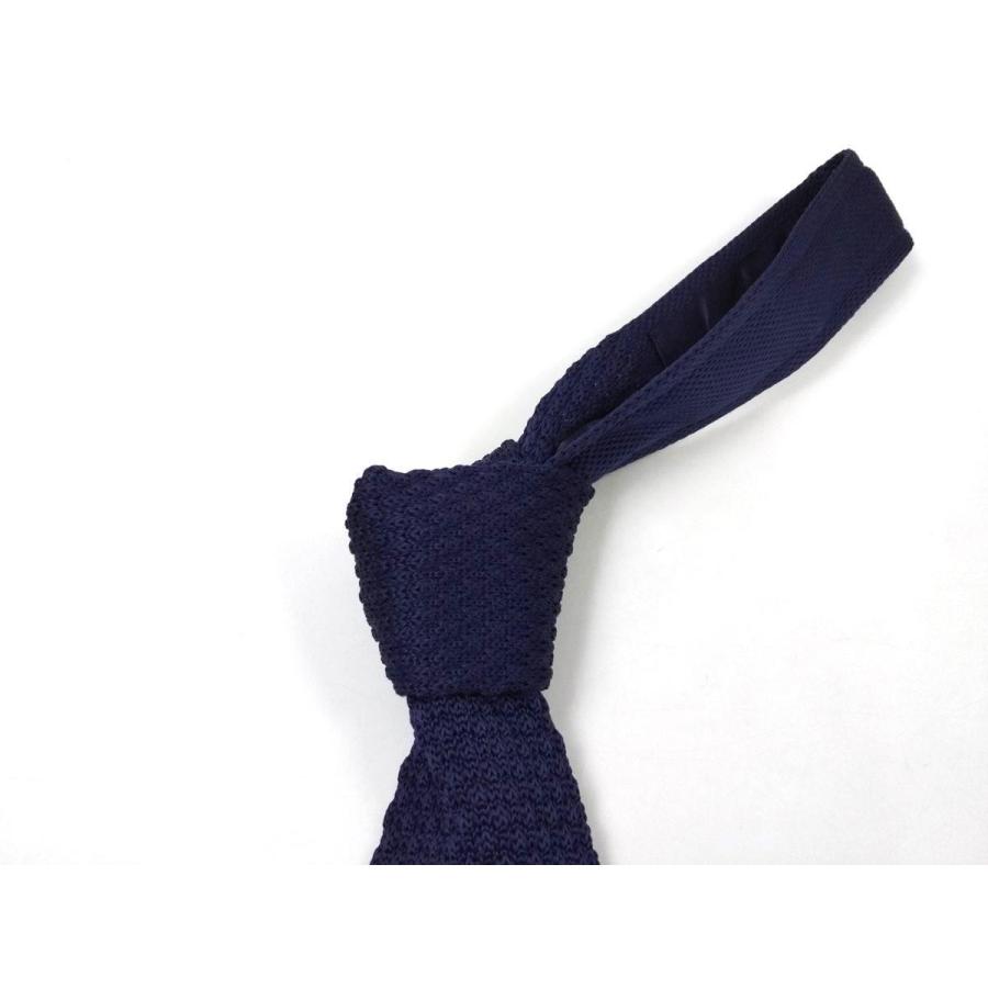 【未使用に近い✨】ヒューゴボス ネクタイ ネイビー 無地 ソリッド ナロータイ ヒューゴボス☆ナロータイ ネクタイ ソリッド 無地 ブラック 光沢感