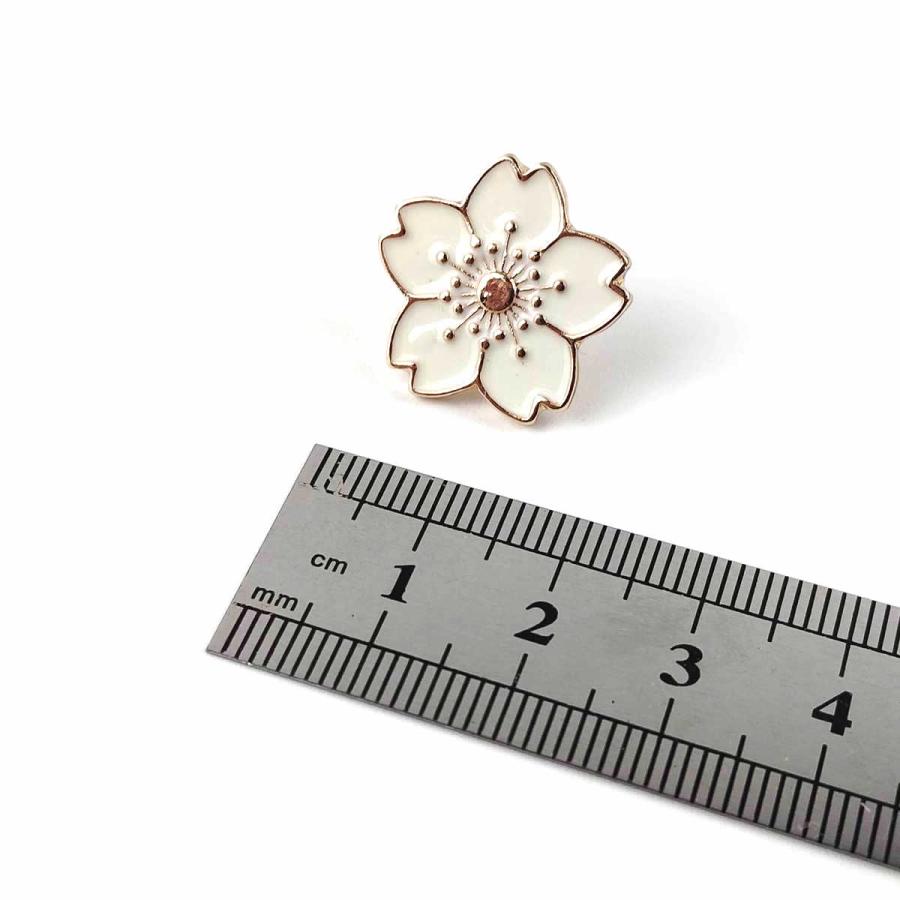 桜 さくら ピンバッジ 2cm 全5色 春 入学式 卒業式いろんなところに 花