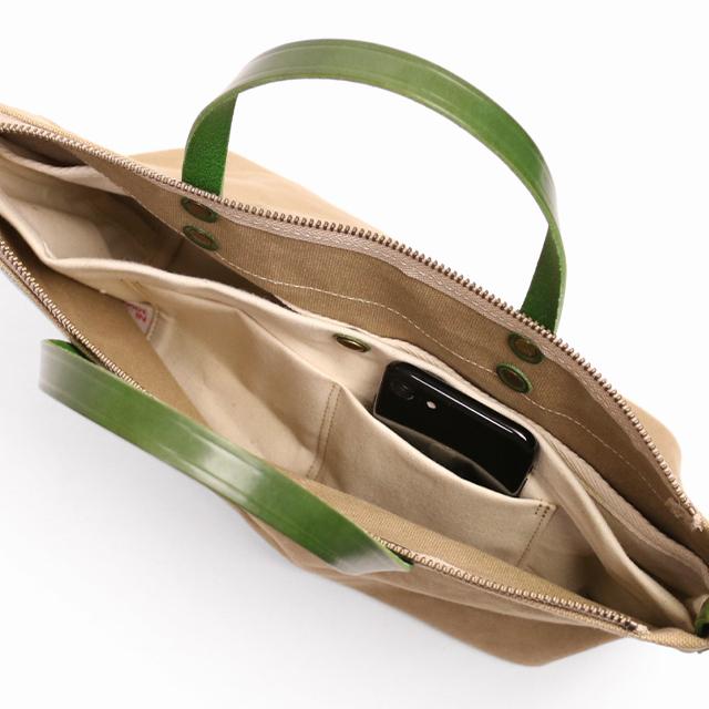 リリイ REALMIND LILY パルケ2 6号パラフィン加工帆布と牛ヌメ革の異