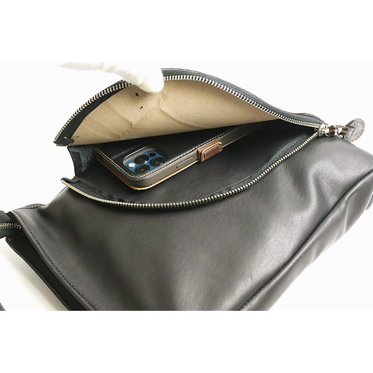 【美品】LILY リリィ アポロン クロコ型押し ショルダーバッグ 丸型 レザー リリイ REALMIND LILY APORON アポロン クロコ型押しポイントの