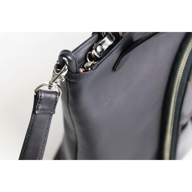 【美品】LILY リリィ アポロン クロコ型押し ショルダーバッグ 丸型 レザー リリイ REALMIND LILY APORON アポロン クロコ型押しポイントの