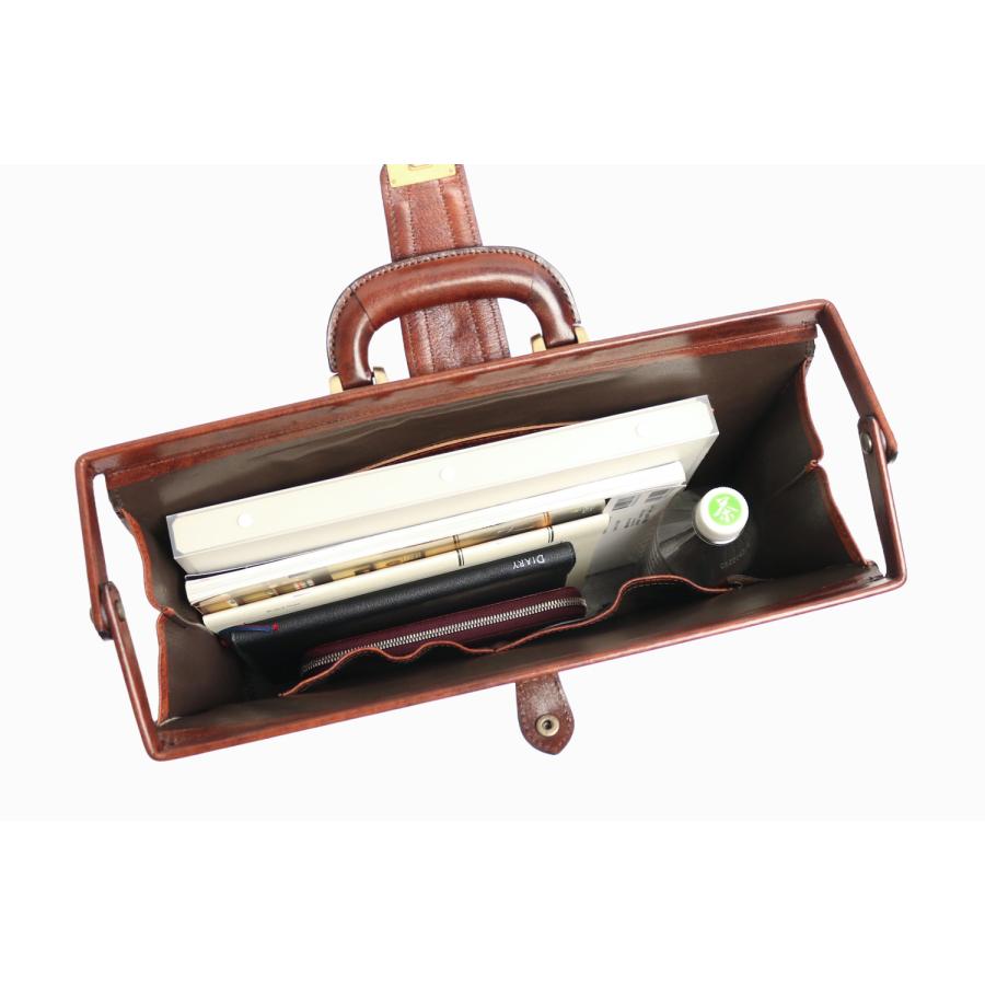 Lugard G-3 オンリーワンのシャドー仕上げ ヴィンテージ感漂う錠前ロック付きスリム ダレスバッグ  本革 革 レザー メンズ | COMPLEX GARDENS | 09