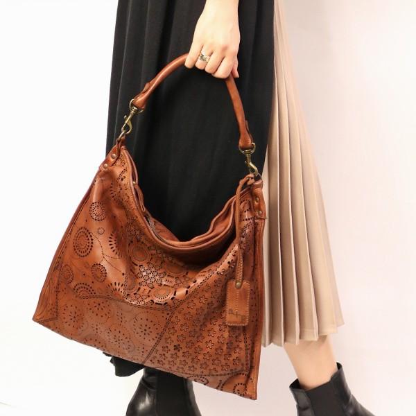 AL'X アレックス 珍しいパンチングレザーのウォッシュ加工 2way バッグ 本革 革 レザー レディース |  | 08