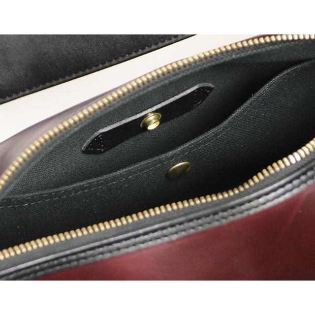 INCEPTION インセプション Chromexcel Leather BANANA BAG 経年変化 を楽しめる 茶芯 ショルダーバッグ ボディバッグの画像