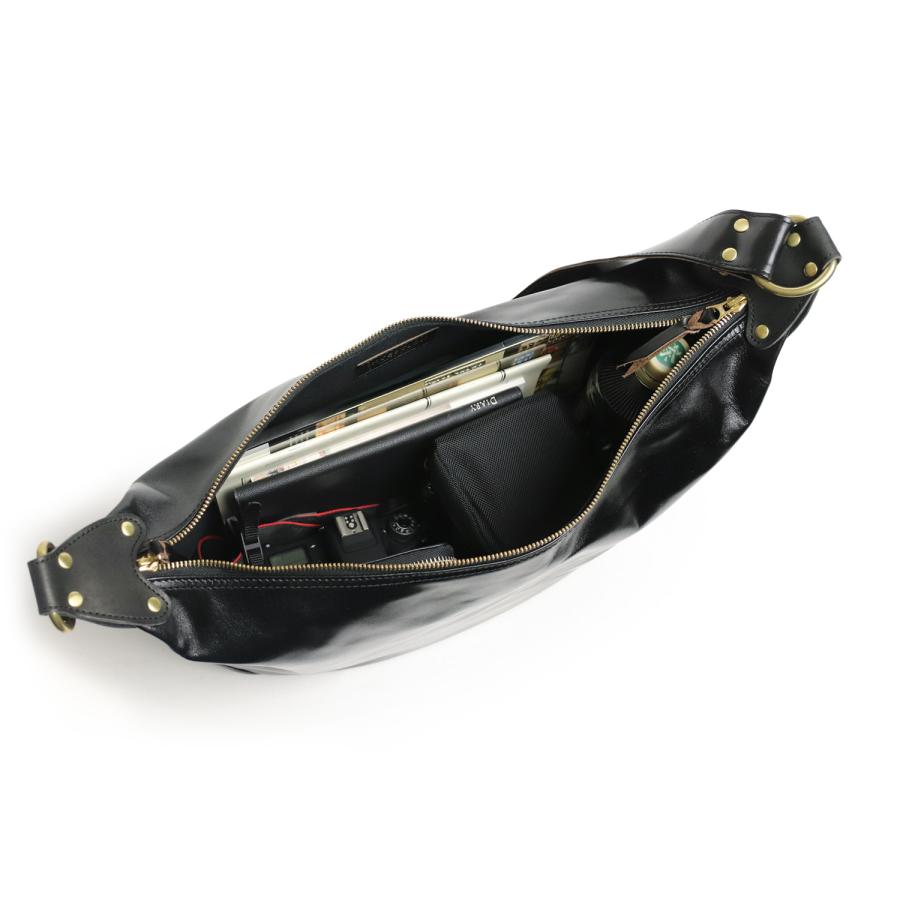 OPUS（オーパス） INCEPTION インセプション HORSE HIDE BANANA BAG