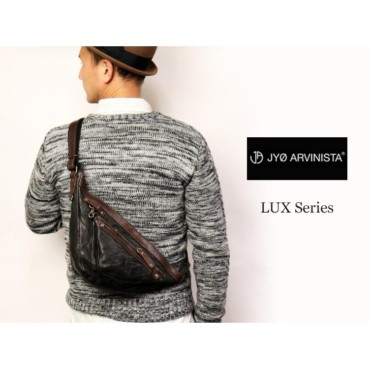 JYO ARVINISTA ジョーアルヴィニスタ ラックス シリーズ 上質なイタリーラムレザーのトライアングルフォルム ボディバッグ 本革 革 レザー レディース メンズ |  | 03