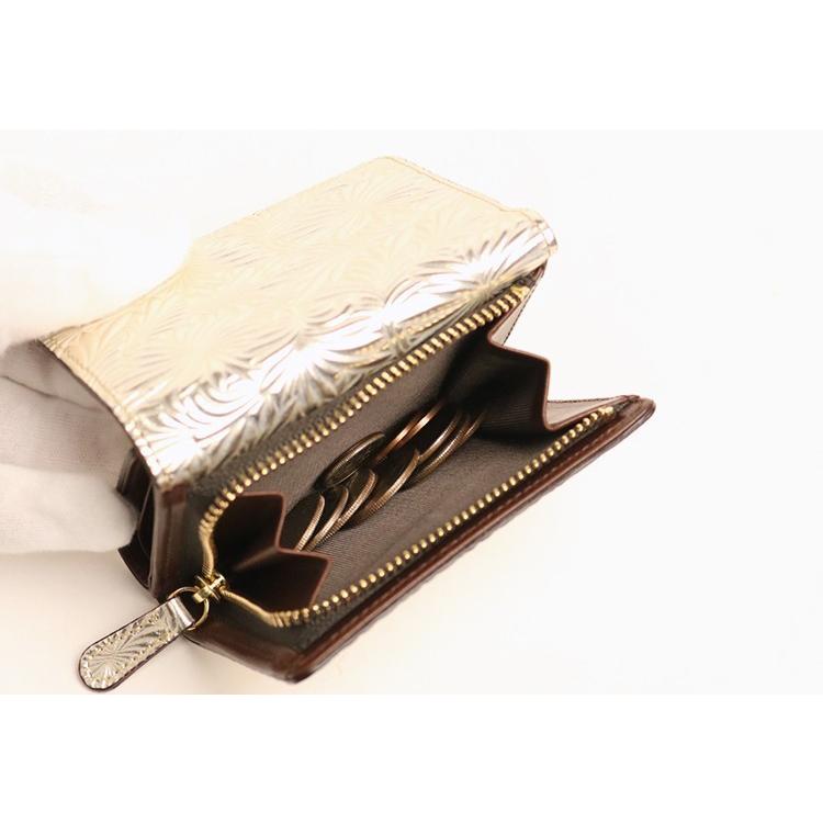 Neutral Gray ARUKAN 上質イタリーエンボスレザーの三つ折り財布 本革 革 レザー レディース | Neutral Gray | 05