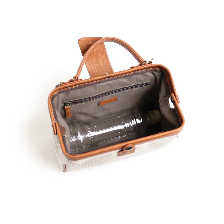 Atelier nuu Parcel nano dulles matche` 倉敷帆布×国産シュリンク牛革パカっと大きな開口が使いやすい「ナノダレス」バッグ 本革 革 レザー レディース | 豊岡鞄 | 14