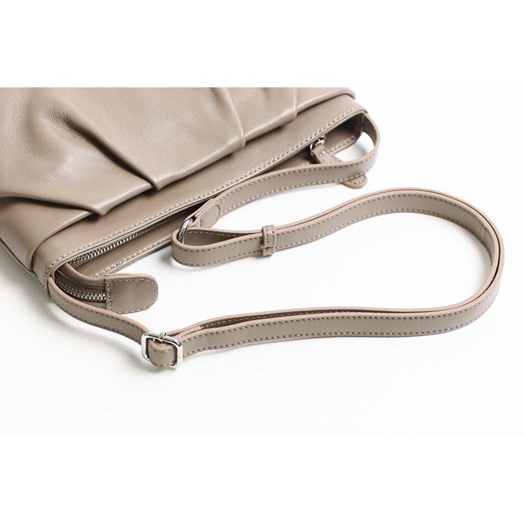 ARUKAN ラムーア  シンプルなラム革のドレープショルダーバッグ  大人 上品 高級感 シンプル | Arukan | 15