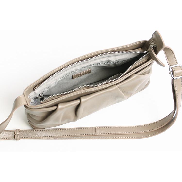 ARUKAN ラムーア  シンプルなラム革のドレープショルダーバッグ  大人 上品 高級感 シンプル | Arukan | 16