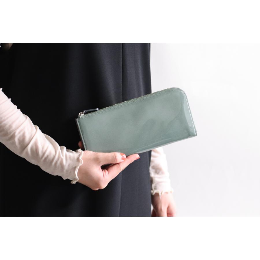 Neutral Gray トリンドル 素材サンプル ニュアンスカラーエナメルレザー 本革 革 レザー レディース | Neutral Gray | 04