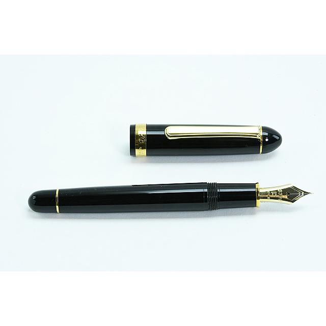platinum プラチナ #3776 万年筆 黒 ゴールド 細 3776 センチュリー プラチナ PLATINUM 万年筆 旧モデル ブラックイン