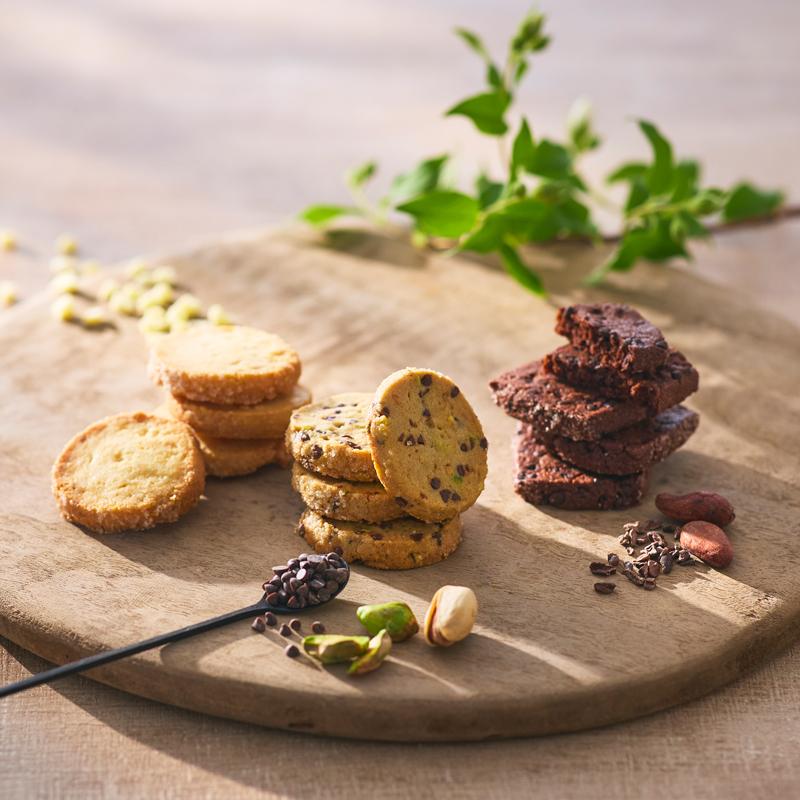 メリーチョコレート カカオサブレアソート 42枚入 ギフト お菓子 焼