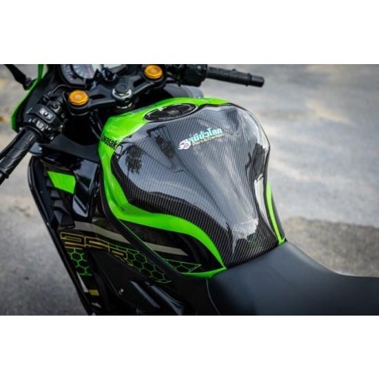 カワサキ Ninja ZX-25R カーボン タンクカバー 10703200 カワサキ Ninja ZX-25R カーボン タンクカバー 10703200