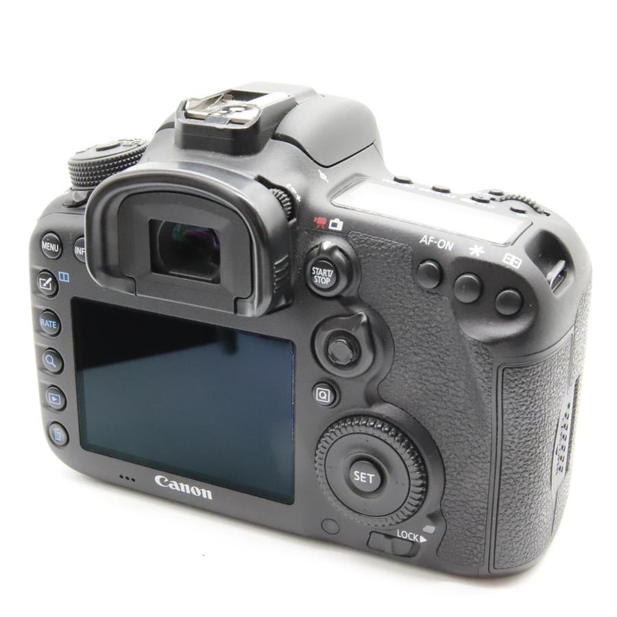 キヤノン 【ほぼ新品】Canon デジタル一眼レフカメラ EOS 7D キヤノン 【ほぼ新品】Canon デジタル一眼レフカメラ EOS 7D