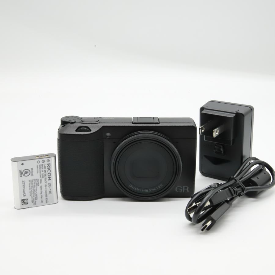 リコー □ほぼ新品□ RICOH GR III デジタルカメラ GRIII GR3 リコー □ほぼ新品□ RICOH GR III デジタルカメラ GRIII GR3