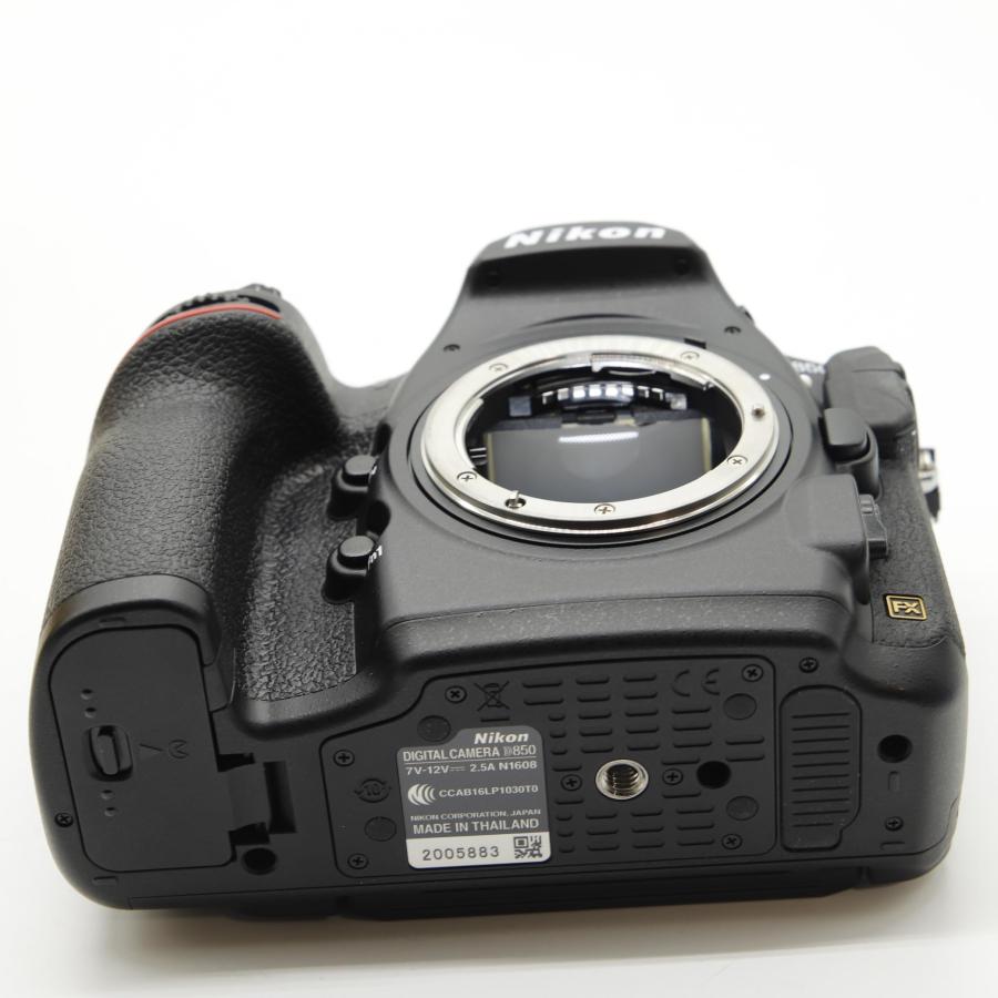 【ほぼ新品】Nikon デジタル一眼レフカメラ D850 ブラックの画像