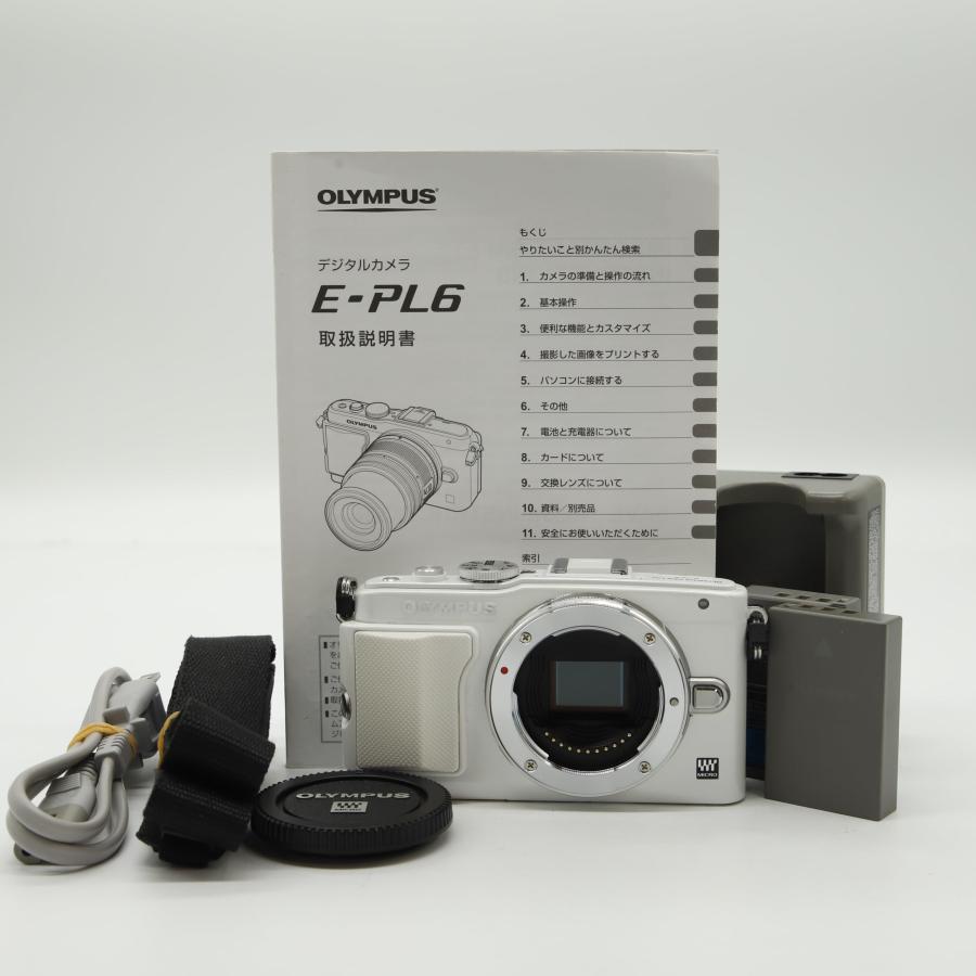 オリンパス（OLYMPUS） 【ほぼ新品】OLYMPUS ミラーレス一眼 PEN Lite