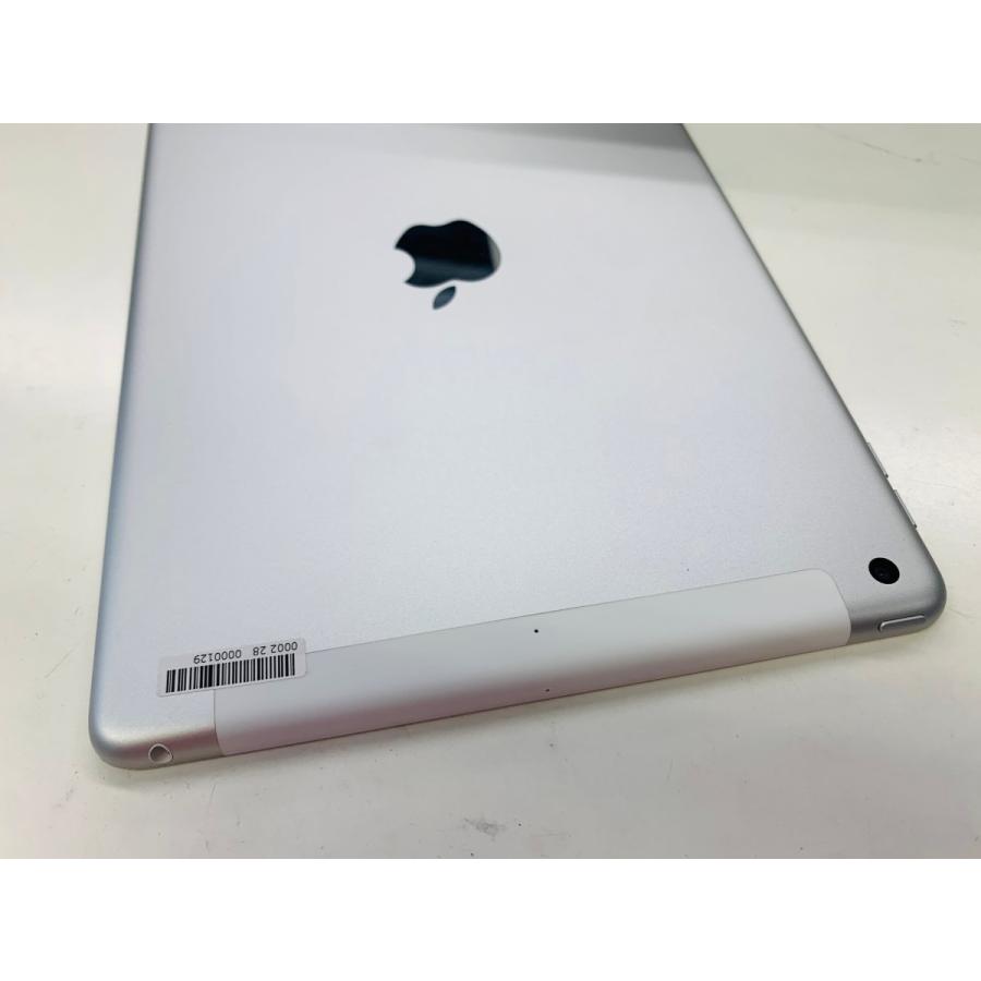 ☆送料無料☆良品☆docomo☆A2604 iPad 第9世代 Wi-Fi + Cellular 64GB