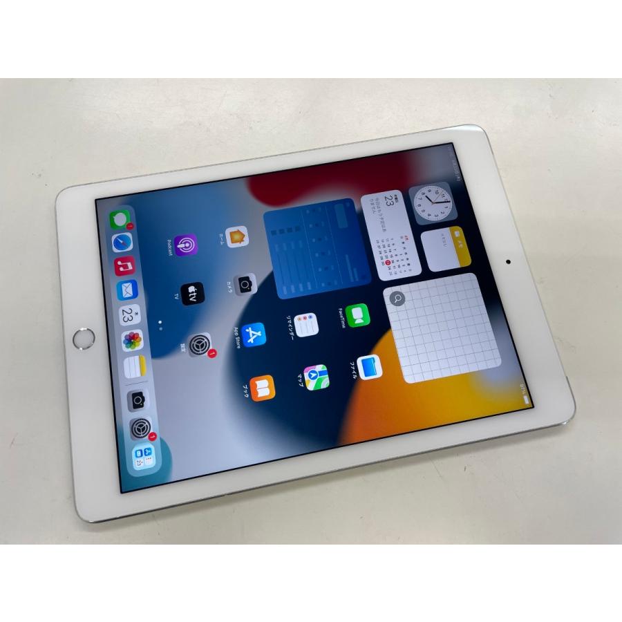 ☆送料無料☆docomo☆iPad Air 第2世代 Wi-Fi+Cellular 16GB☆シルバー