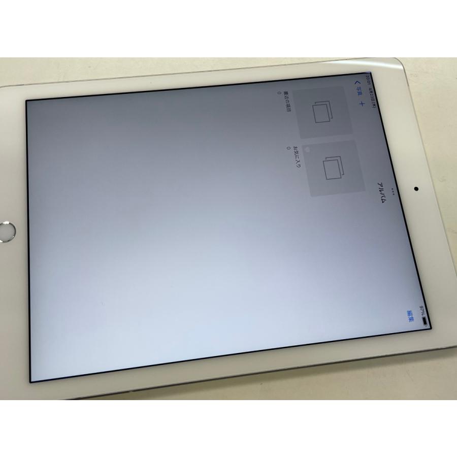☆送料無料☆docomo☆iPad Air 第2世代 Wi-Fi+Cellular 16GB☆シルバー