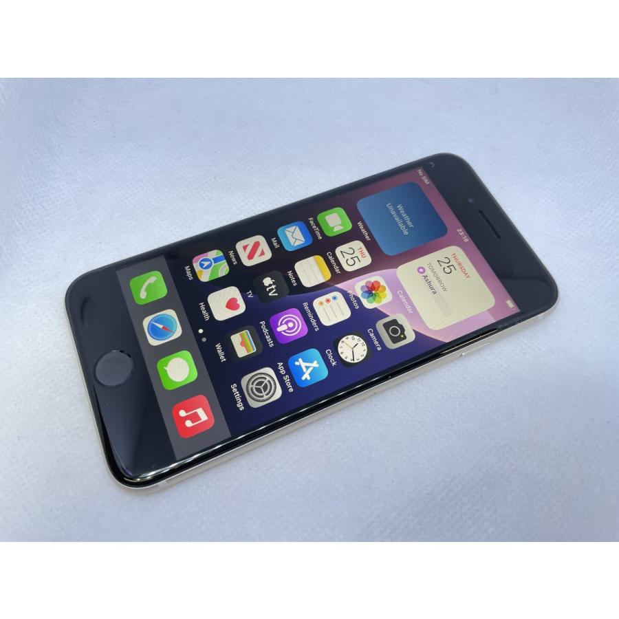 ドコモ　iPhone SE3 64GB ホワイト ☆送料無料☆良品☆docomo☆iPhone SE 第3世代 64GB☆ホワイト