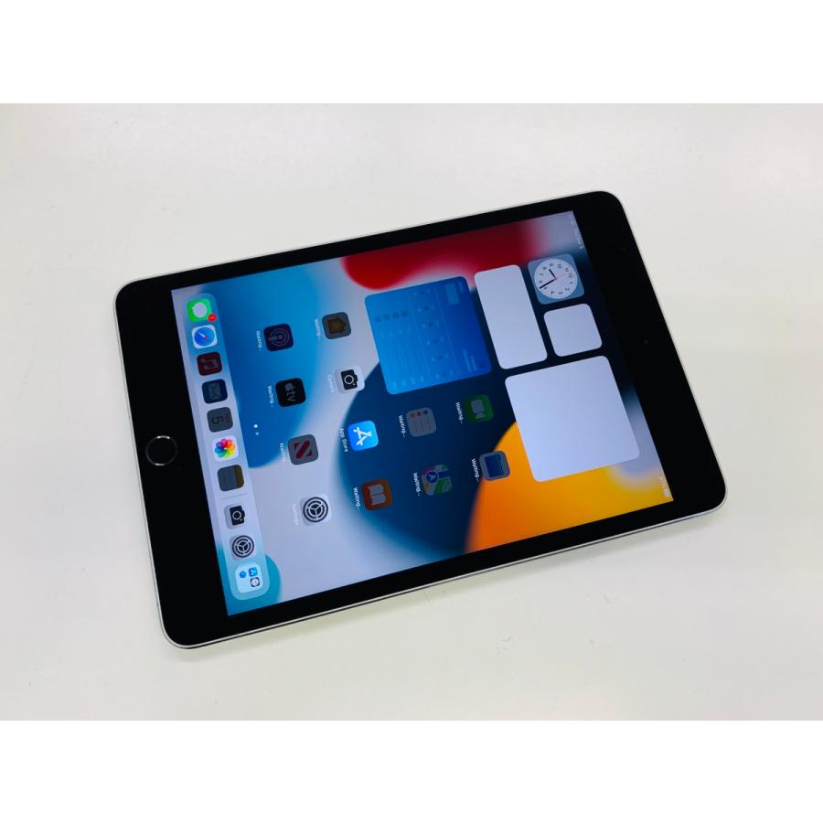 ☆送料無料☆WiFi☆A1538 iPad mini 第4世代 64GB☆グレイ