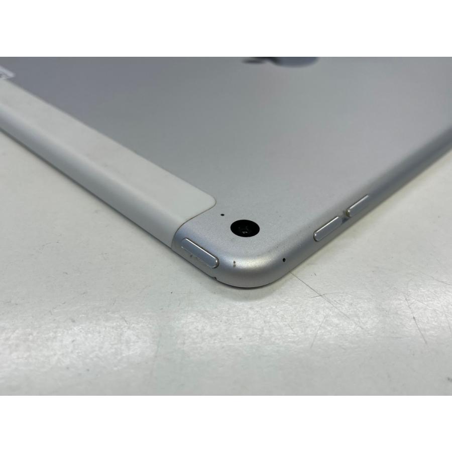 ☆送料無料☆ジャンク☆docomo☆iPad Air 第2世代 Wi-Fi+Cellular 16GB