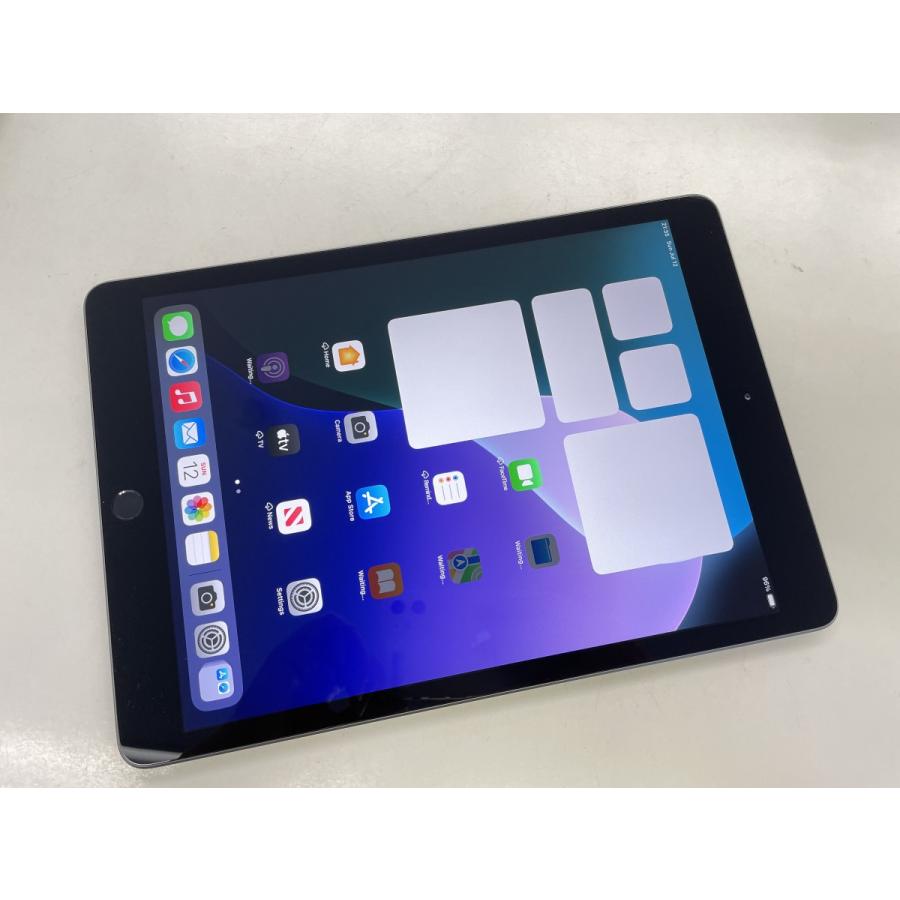 ☆送料無料☆良品☆WiFi☆iPad 第7世代 Wi-Fi 32GB☆グレイ