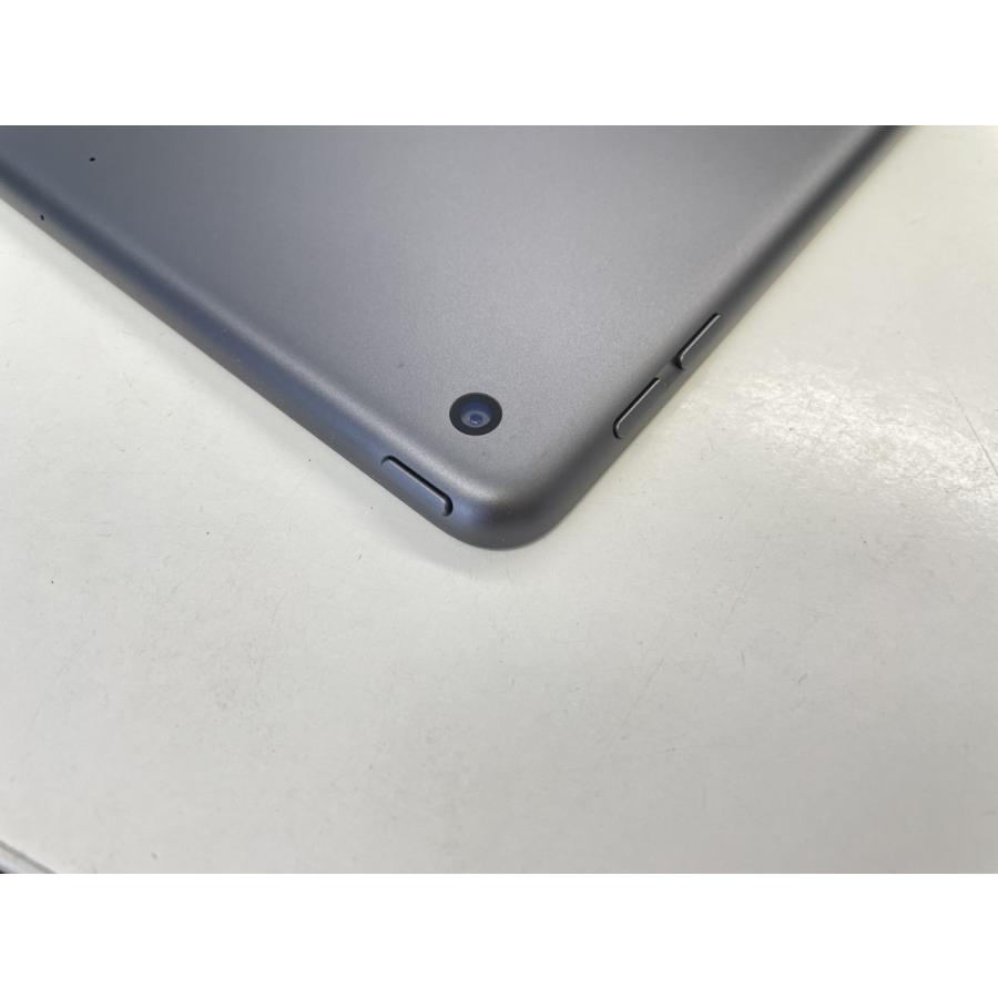☆送料無料☆良品☆WiFi☆iPad 第7世代 Wi-Fi 32GB☆グレイ