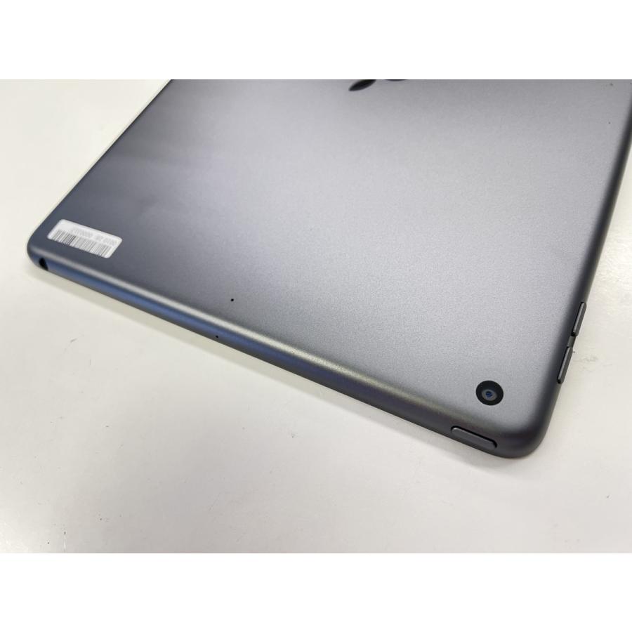 ☆送料無料☆良品☆WiFi☆iPad 第7世代 Wi-Fi 32GB☆グレイ