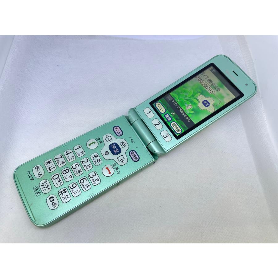 ☆送料無料☆docomo☆らくらくホン F-02J☆グリーン☆0015280016399