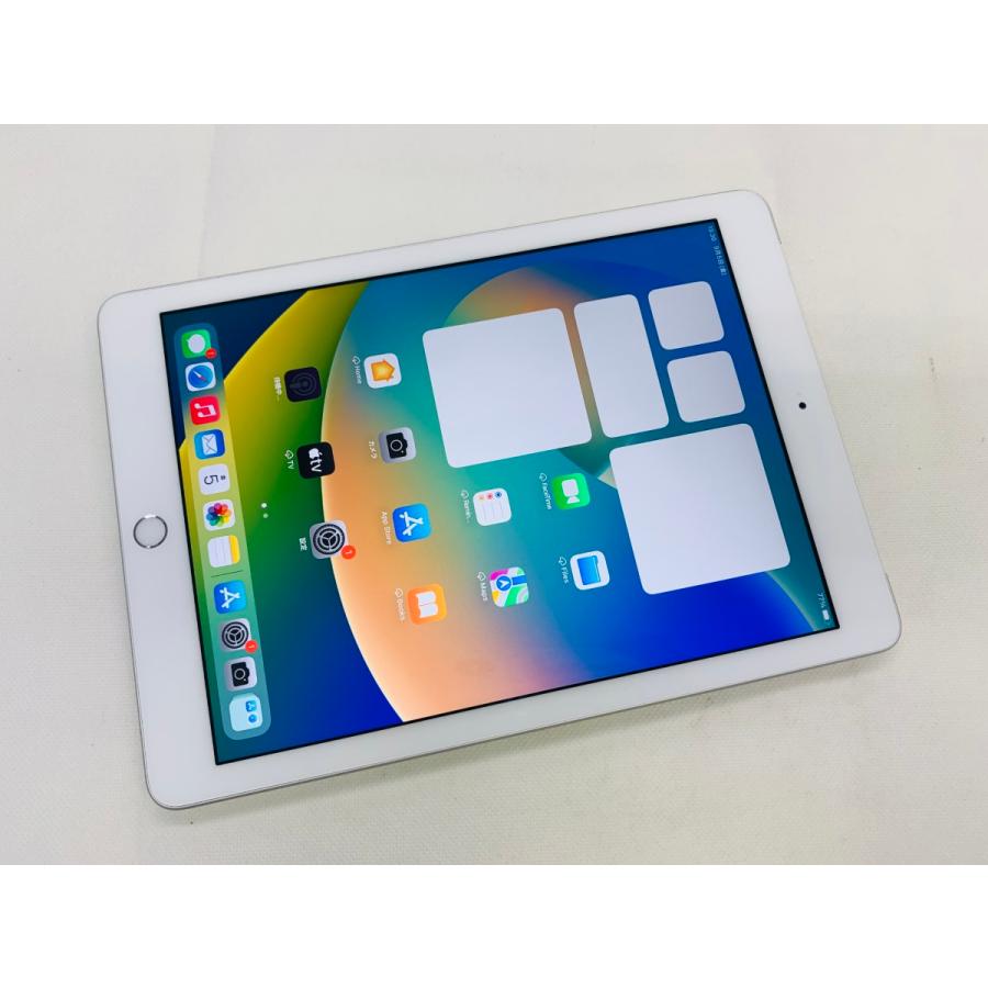 完動品SIMフリーiPad第5世代(A1823)本体32GB送料込PHLJK 完動品SIMフリーiPad第5世代(A1823)本体32GBシルバーau送料込