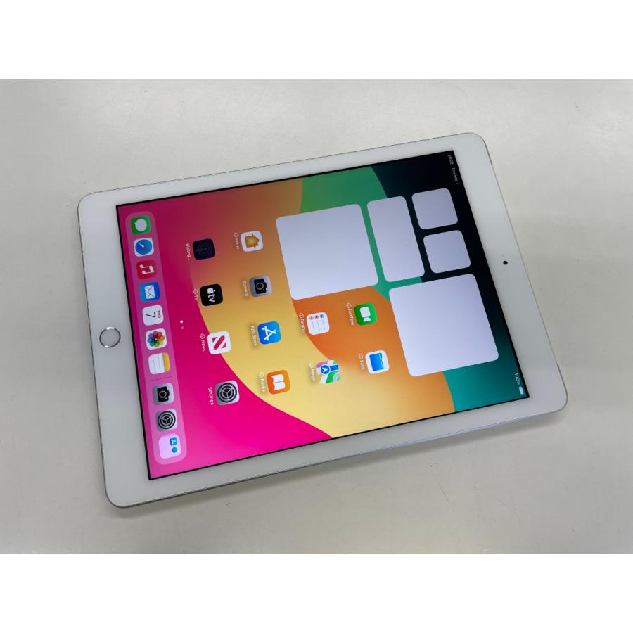 iPad 第6世代 32GB Wi-Fi+Cellular au 本体のみ ☆送料無料☆良品☆au☆iPad 第6世代 Wi-Fi+Cellular 32GB☆シルバー